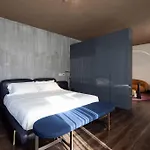 Palazzo Utini Ночето