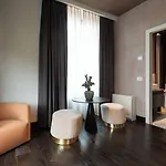 Palazzo Utini Ночето