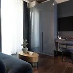 Palazzo Utini Ночето