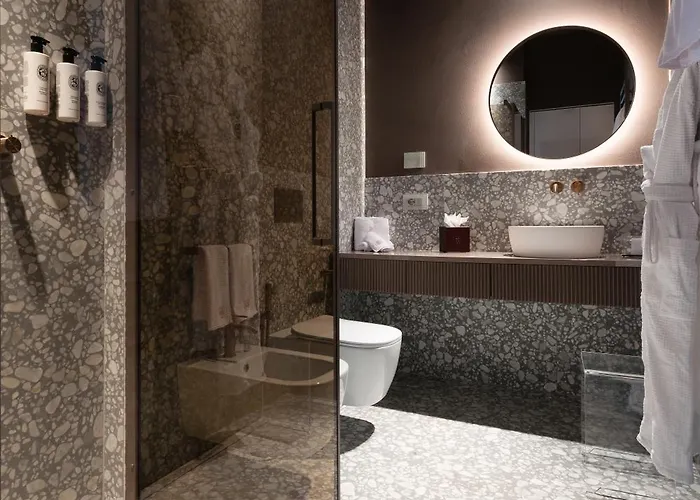 Palazzo Utini 5* نوسيتو